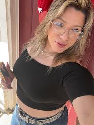 files/Facebook_woman_pic_2.jpg